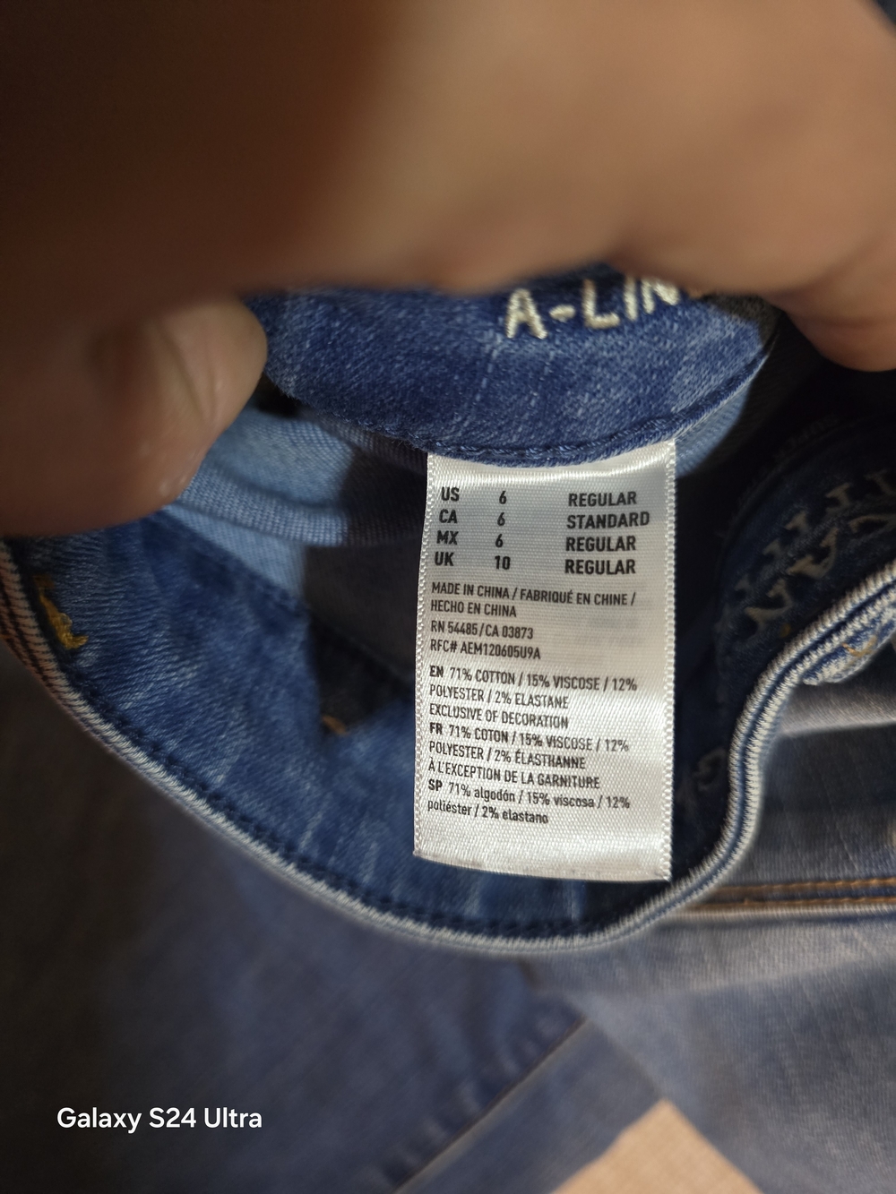American Eagle Outfitters Wide Leg Jeans in Light Blue Wash - Picture 7 of 11